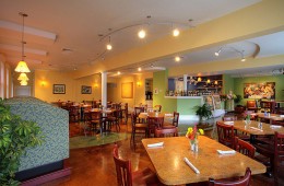 Bluefront Cafe